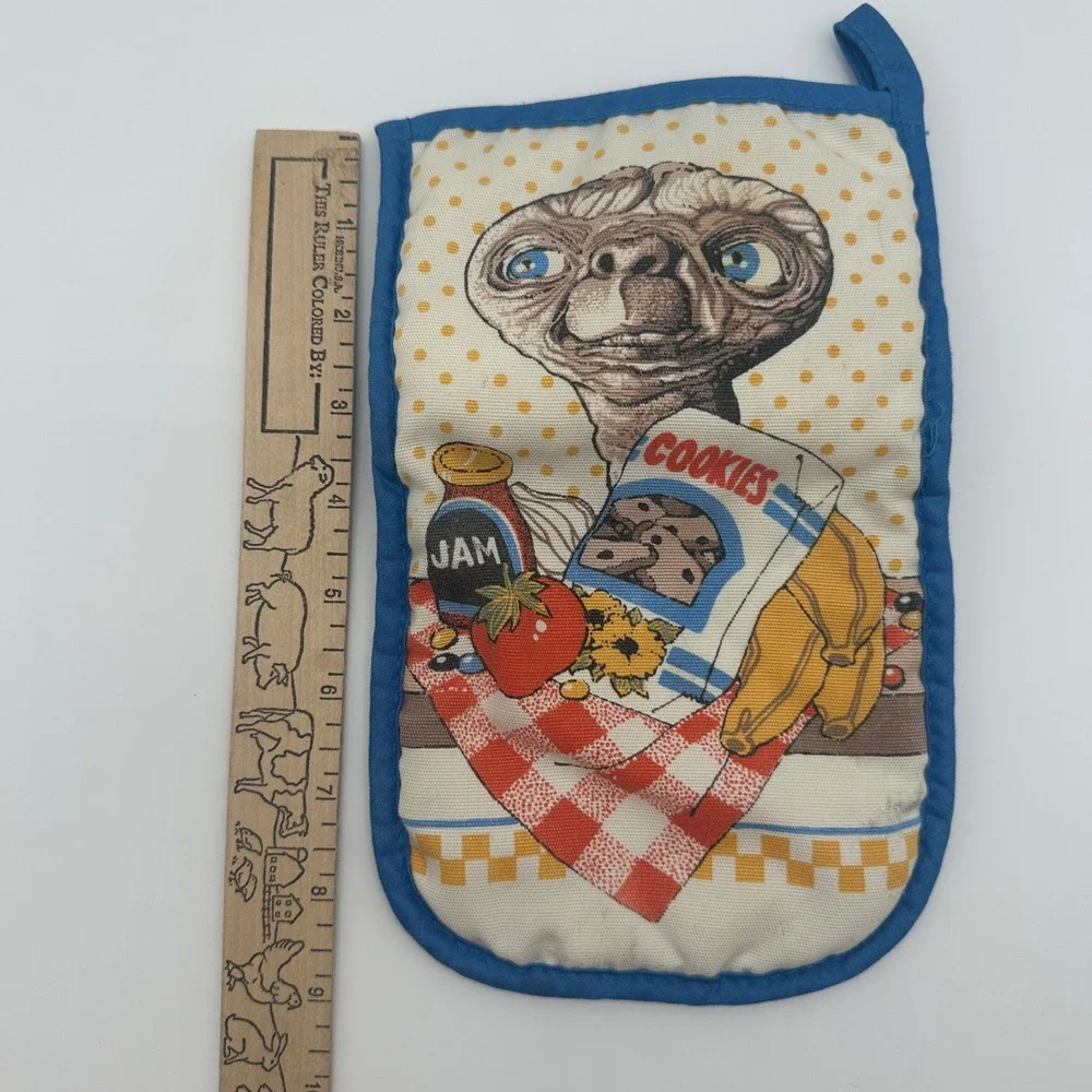 Vintage 1982 ET The Extra Terrestrial Oven Mitt Blue Quilted Movie Memorabilia